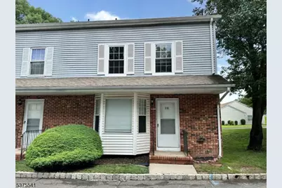301 Tebe Pl, Union Township, NJ 07088 - Photo 1