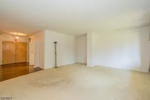 10 Smith Manor Blvd, West Orange Township, NJ 07052 - Photo 7