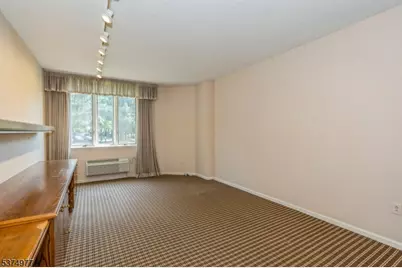 10 Smith Manor Blvd #121, West Orange Township, NJ 07052 - Photo 19