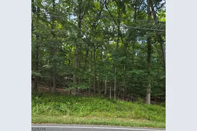 54 Northwood Rd, Hopatcong, NJ 07849 - Photo 3