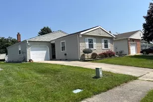 4 Augusta Ct, Berkeley Township, NJ 08757 - Photo 1