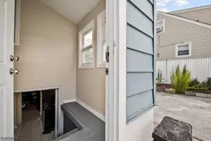 274 W Broadway, Paterson, NJ 07522 - Photo 29