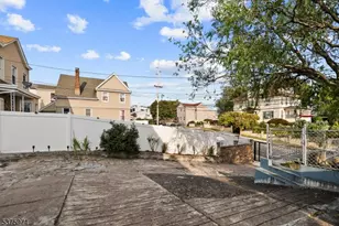 274 W Broadway, Paterson, NJ 07522 - Photo 25