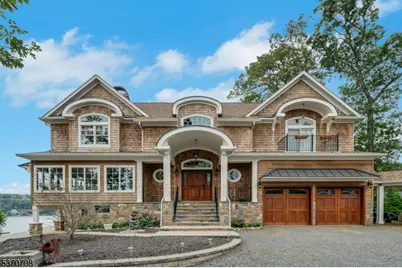 656 Lakeside Ave, Hopatcong, NJ 07821 - Photo 3