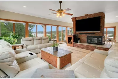 656 Lakeside Ave, Hopatcong, NJ 07821 - Photo 21