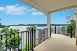 656 Lakeside Ave, Hopatcong, NJ 07821 - Photo 25