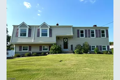 2011 Brooks Blvd, Hillsborough Township, NJ 08844 - Photo 1