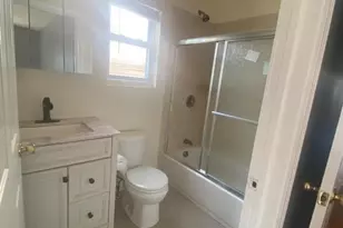 595 Monroe Ave, Elizabeth, NJ 07201 - Photo 9