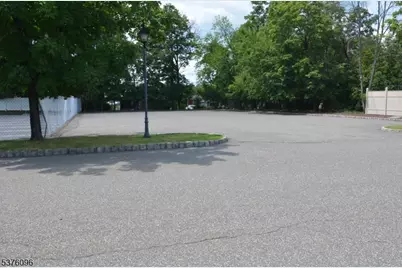 24 Mine St, Flemington, NJ 08822 - Photo 5