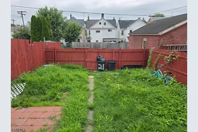 21 Railroad Ave, Phillipsburg, NJ 08865 - Photo 23