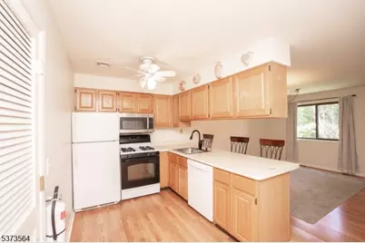 1 Port Royal Dr Unit #5, Vernon, NJ 07462 - Photo 1