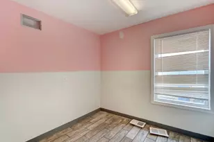 725 N Wood Ave, Linden, NJ 07036 - Photo 13