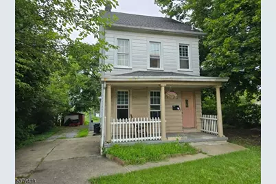 499 Center St, Phillipsburg, NJ 08865 - Photo 1