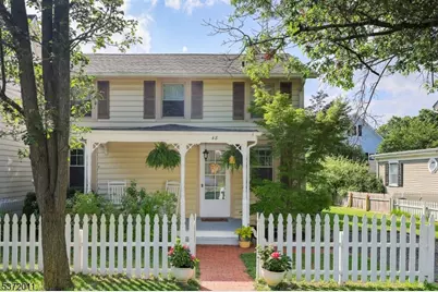 48 Franklin St, Franklin Township, NJ 08873 - Photo 1