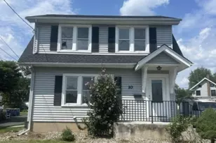 10 Frelinghuysen Ave, Raritan, NJ 08869 - Photo 1