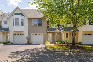 27 Angela Way, Berkeley Heights Township, NJ 07922 - Photo 1