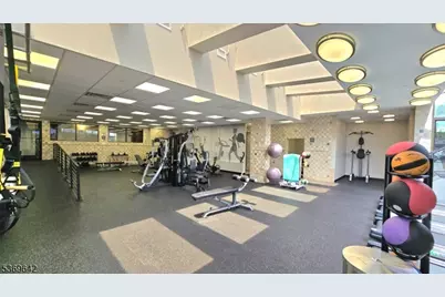 135 Fairfield Rd #206, Fairfield, NJ 07004 - Photo 15