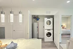 135 Fairfield Rd, Fairfield, NJ 07004 - Photo 11