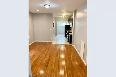 1018 Clinton Ave, Irvington, NJ 07111 - Photo 13