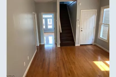 1018 Clinton Ave, Irvington, NJ 07111 - Photo 11
