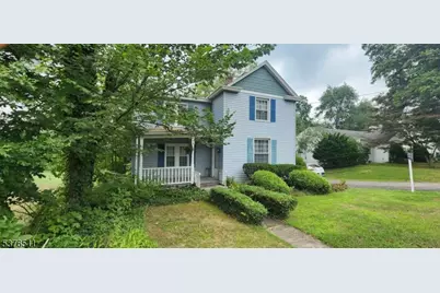 197 Whippany Rd, Hanover Township, NJ 07981 - Photo 1