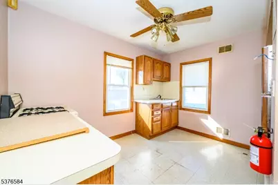 511 W Westfield Ave, Roselle Park, NJ 07204 - Photo 5