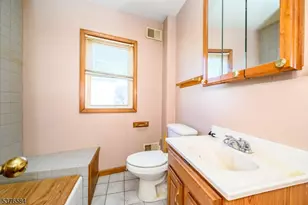 511 W Westfield Ave, Roselle Park, NJ 07204 - Photo 13