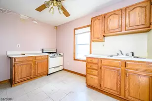 511 W Westfield Ave, Roselle Park, NJ 07204 - Photo 7