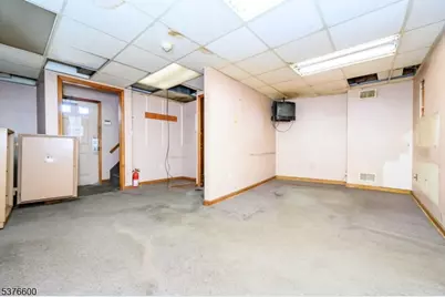 511 W Westfield Ave, Roselle Park, NJ 07204 - Photo 19