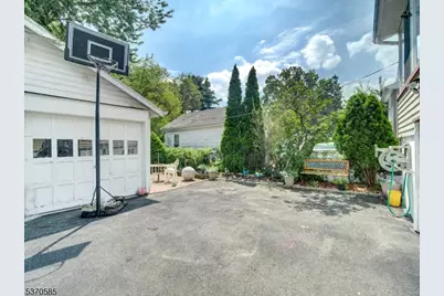 73 S Maple Ave, Springfield, NJ 07081 - Photo 5