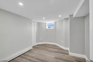 553 S Orange Ave, Newark, NJ 07103 - Photo 11