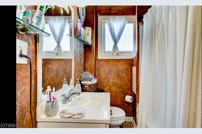 18 Perry St Ab #A&amp;B, Dover, NJ 07801 - Photo 11