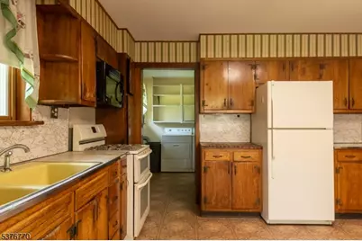 246 Millbrook Rd, Harmony Township, NJ 07882 - Photo 5