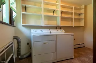 246 Millbrook Rd, Harmony Township, NJ 07882 - Photo 15