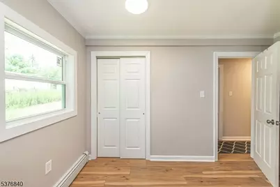 25 E Shore Lake Owassa Rd, Frankford Township, NJ 07860 - Photo 13