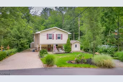 11 White Birch Trl, Jefferson Township, NJ 07460 - Photo 1