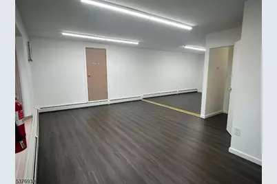 1501 Stuyvesant Ave, Union Township, NJ 07083 - Photo 3