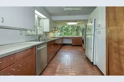 57 Winding Way, West Orange Township, NJ 07052 - Photo 9