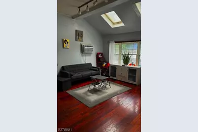 34 Rockview Ave, North Plainfield, NJ 07060 - Photo 9