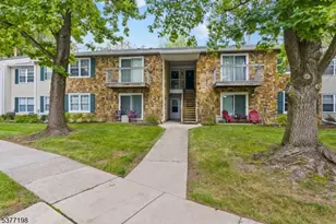 56 Barberry Ct, Lawrence Township, NJ 08648 - Photo 1