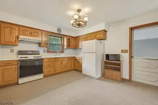 45 Amwell Rd, Millstone Borough, NJ 08844 - Photo 7