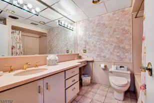 240 Belmont Ave, North Plainfield, NJ 07060 - Photo 31