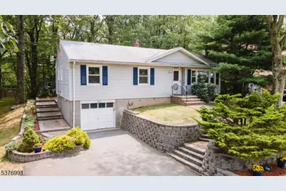 131 Valley View Dr, Rockaway Township, NJ 07866 - Photo 1