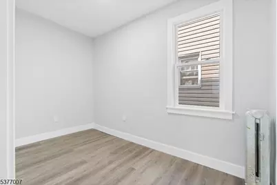 114 Littleton Ave, Newark, NJ 07103 - Photo 9