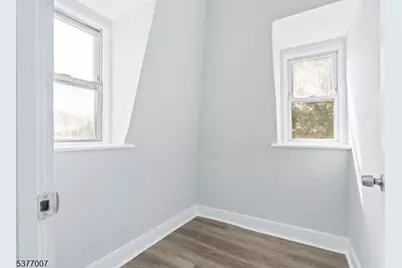 114 Littleton Ave, Newark, NJ 07103 - Photo 17