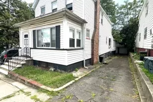 335 Tremont Ave, East Orange, NJ 07018 - Photo 3