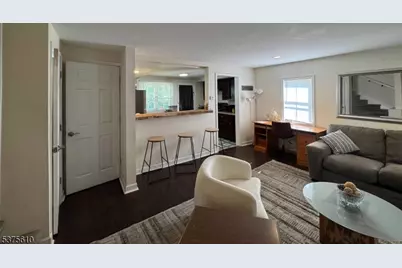 484 Route614, Union Township, NJ 08802 - Photo 9