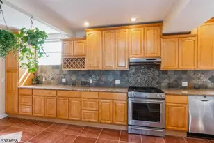 221 Madison St, Linden, NJ 07036 - Photo 9