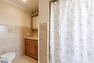 221 Madison St, Linden, NJ 07036 - Photo 17