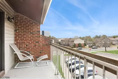 124-J Beverly Hill Ter #J, Woodbridge Township, NJ 07095 - Photo 3